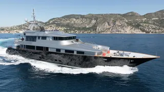 Silver Dream yacht (Warren Yachts, 43.59m, 2001) Silver Dream yacht (Warren Yachts, 43.59m, 2001)